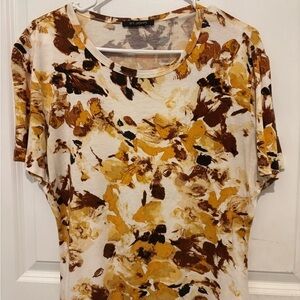 St. John Brown and Yellow Short Sleeve Tee